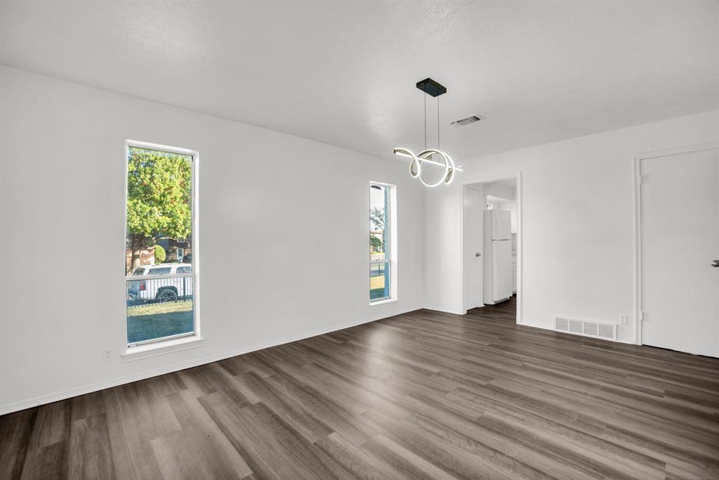 13351 Kit Lane Dallas, TX 75240 - Photo 16 of 29