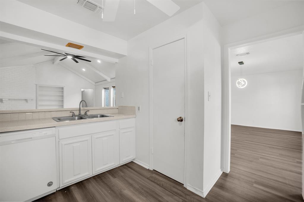 13351 Kit Lane Dallas, TX 75240 - Photo 19 of 29