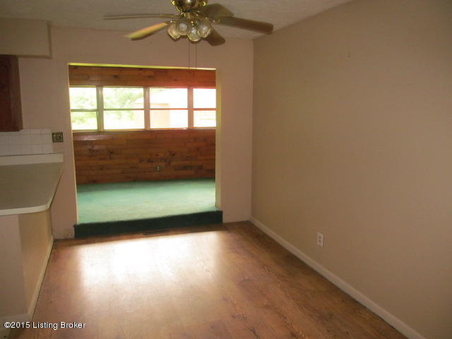 2703 Granger Road Fairdale, KY 40118 - Photo 10 of 14 IMG_4993