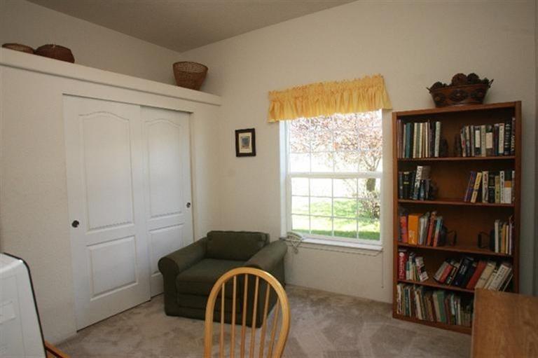 11208 Agate Road Eagle Point, OR 97524 - Photo 16 of 28 Bedroom used as office