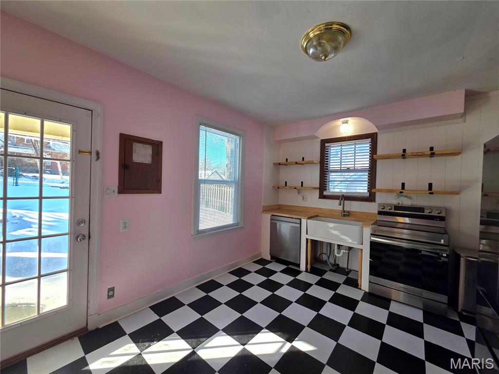 305 Williams Street Washington, MO 63090 - Photo 10 of 43