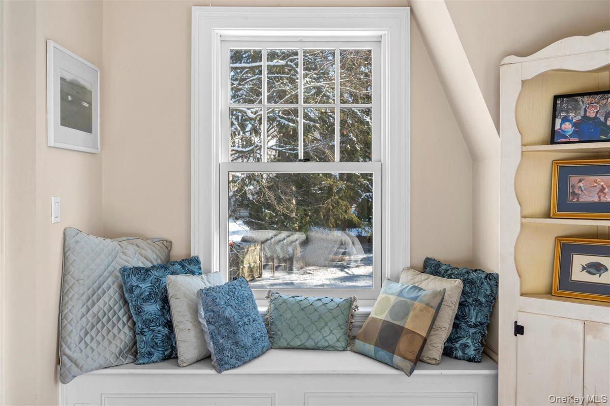 525 Milton Road Rye, NY 10580 - Photo 22 of 31 Window Seat in primary bedroom overlooking beautiful property