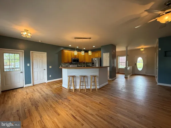 $2,950 | 220 Barnes Boulevard, Colonial Beach, VA 22443