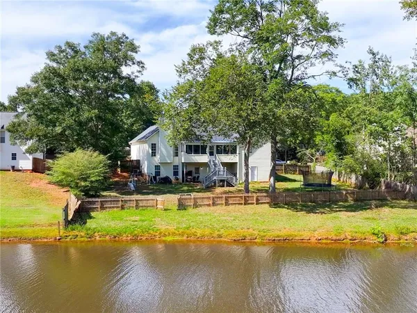 $399,000 | 386 Waterfront Drive, McDonough, GA 30253