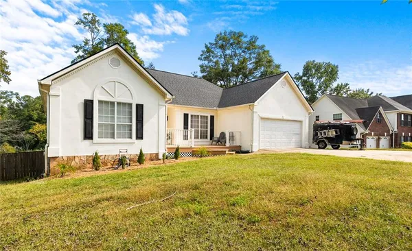 $399,000 | 386 Waterfront Drive, McDonough, GA 30253