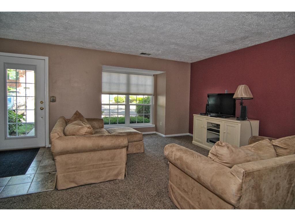 16 Bernards Road, Unit 16 Merrimack, NH 03054 - Photo 3 of 14
