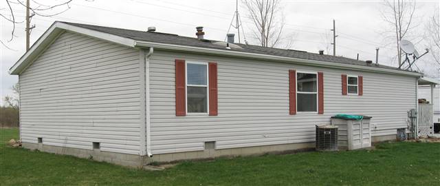 10071 Smiths Creek Road Goodells, MI 48027 - Photo 4 of 18 31096597-3.JPG