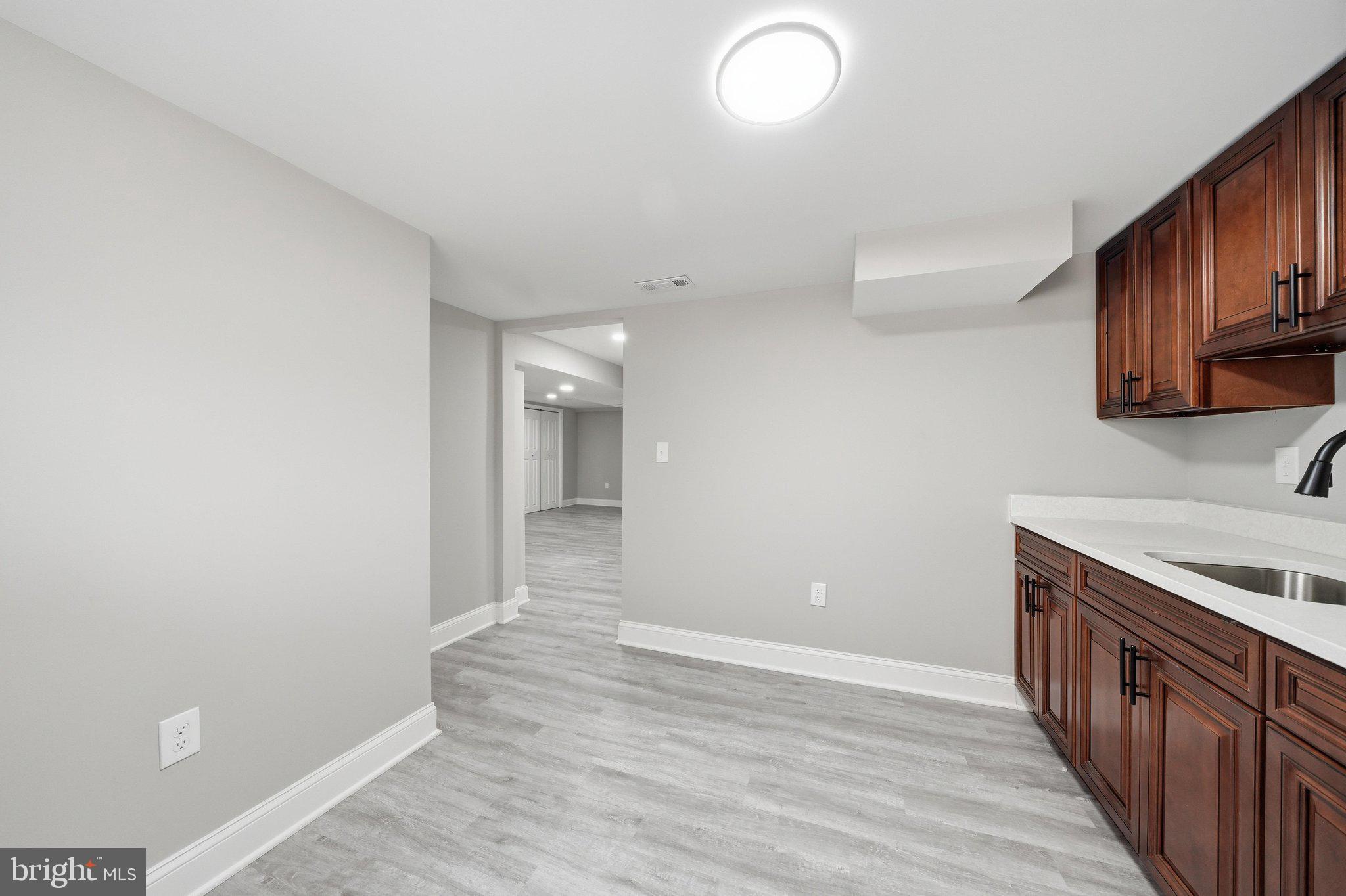 11716 Kingtree Street Silver Spring, MD 20902 - Photo 38 of 52 DSC06244