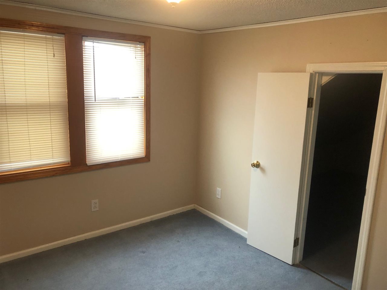 2685 West Beaver Road Midland, MI 48642 - Photo 15 of 20