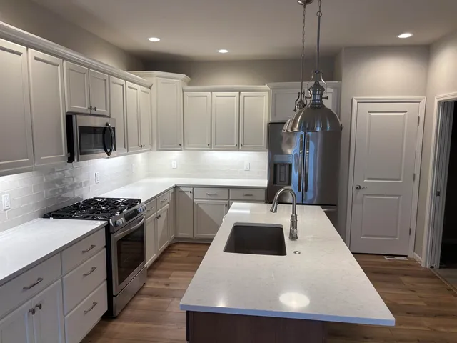 $2,865 | 2155 Rosenberg, Sun Prairie, WI 53590