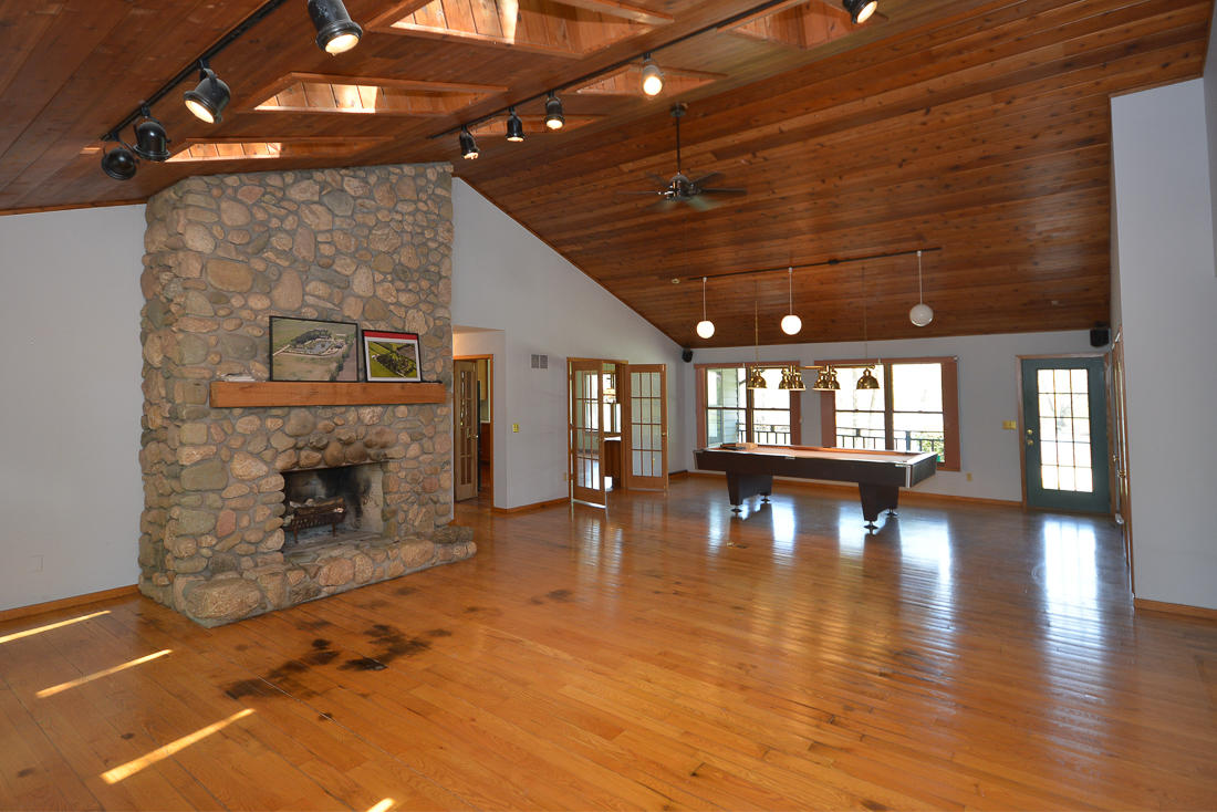 11318 Landon Road Baroda, MI 49101 - Photo 13 of 74 11318Landon_03