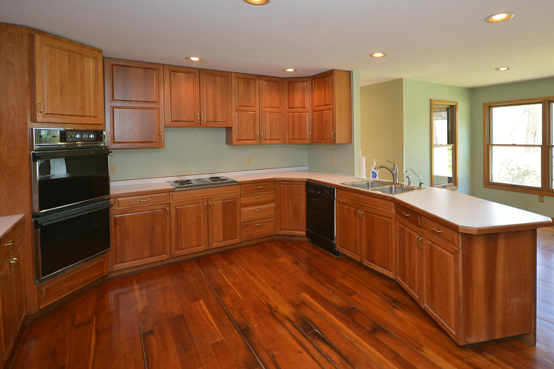 11318 Landon Road Baroda, MI 49101 - Photo 17 of 74 11318Landon_08