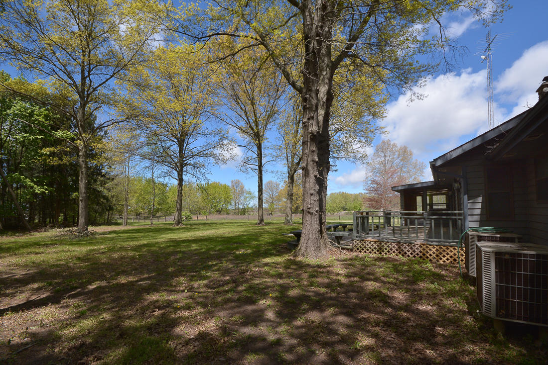 11318 Landon Road Baroda, MI 49101 - Photo 38 of 74 11318Landon_32