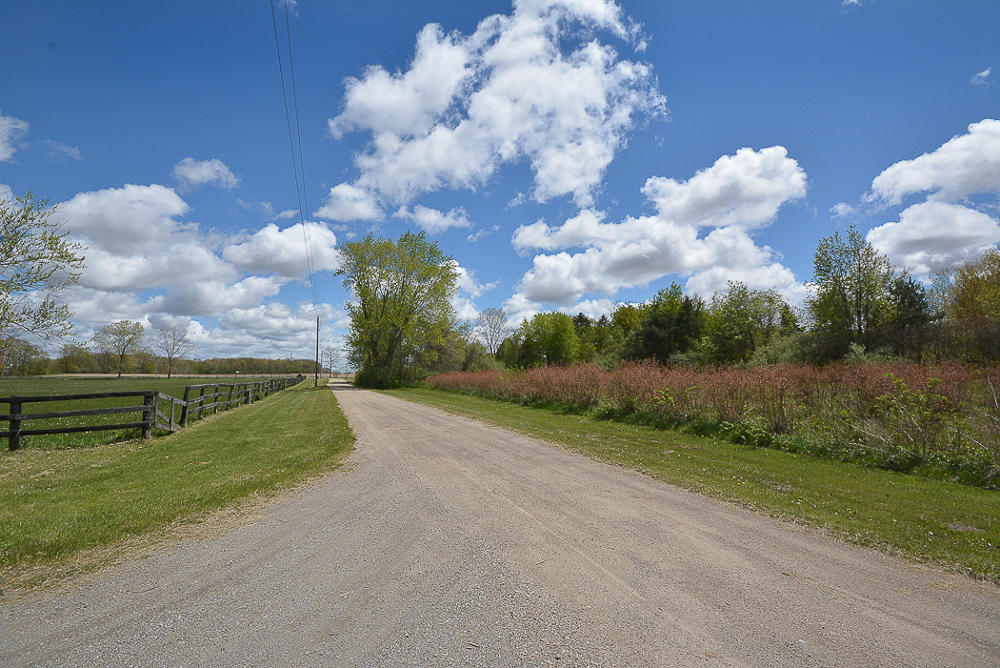11318 Landon Road Baroda, MI 49101 - Photo 5 of 74 11318Landon_80
