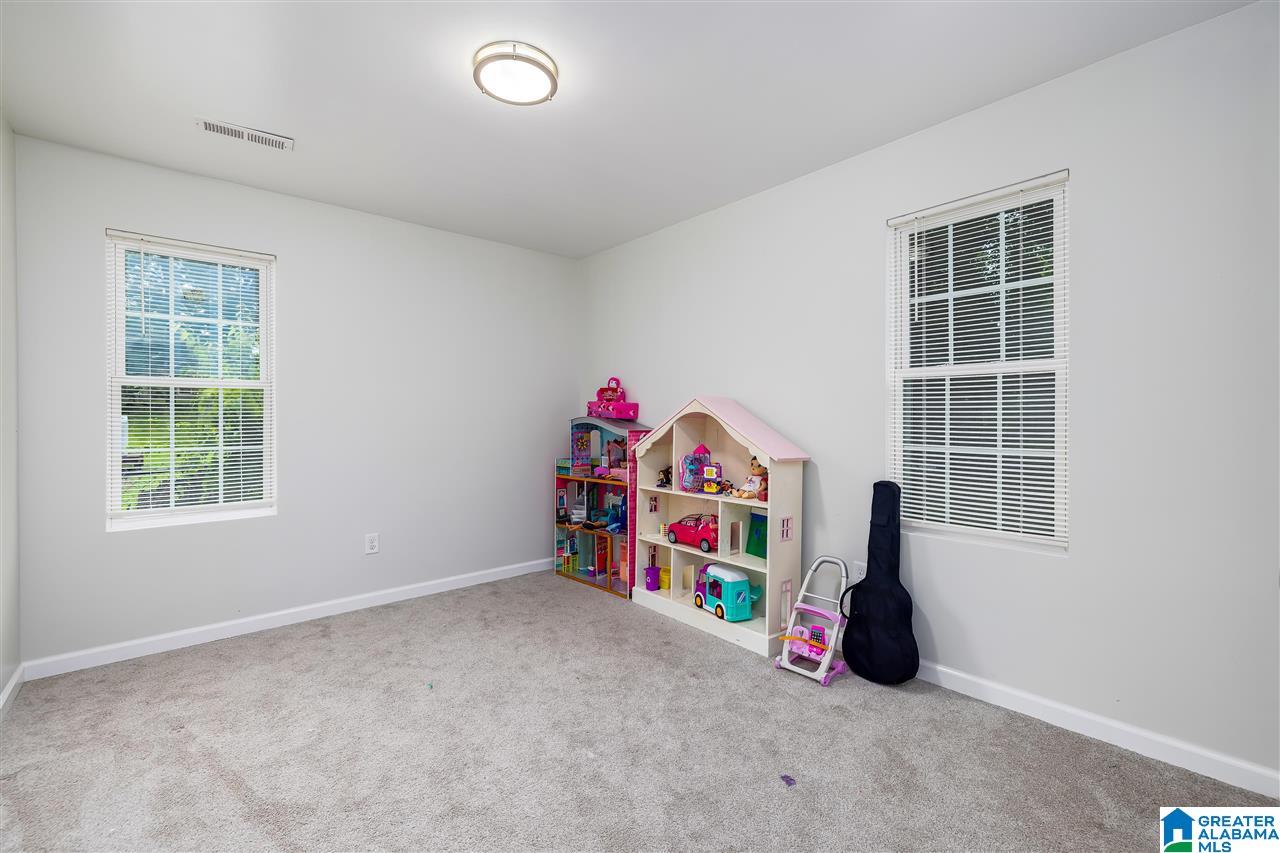 205 Hudson Avenue Oneonta, AL 35121 - Photo 19 of 23