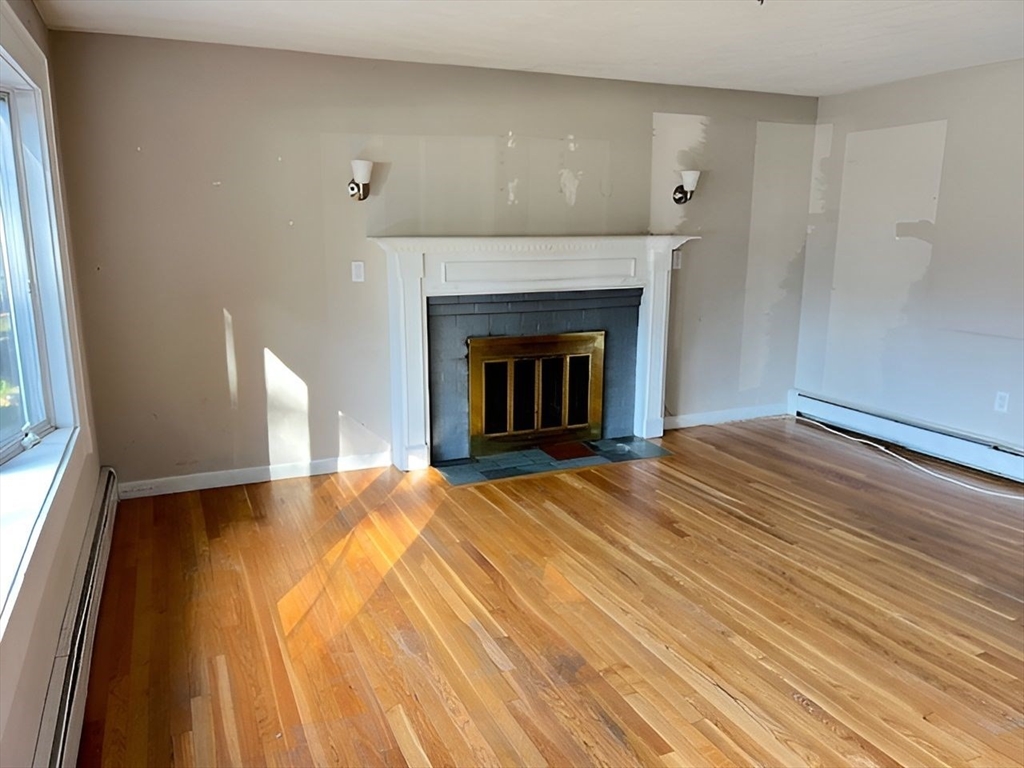 404 River Road Hudson, MA 01749 - Photo 6 of 20