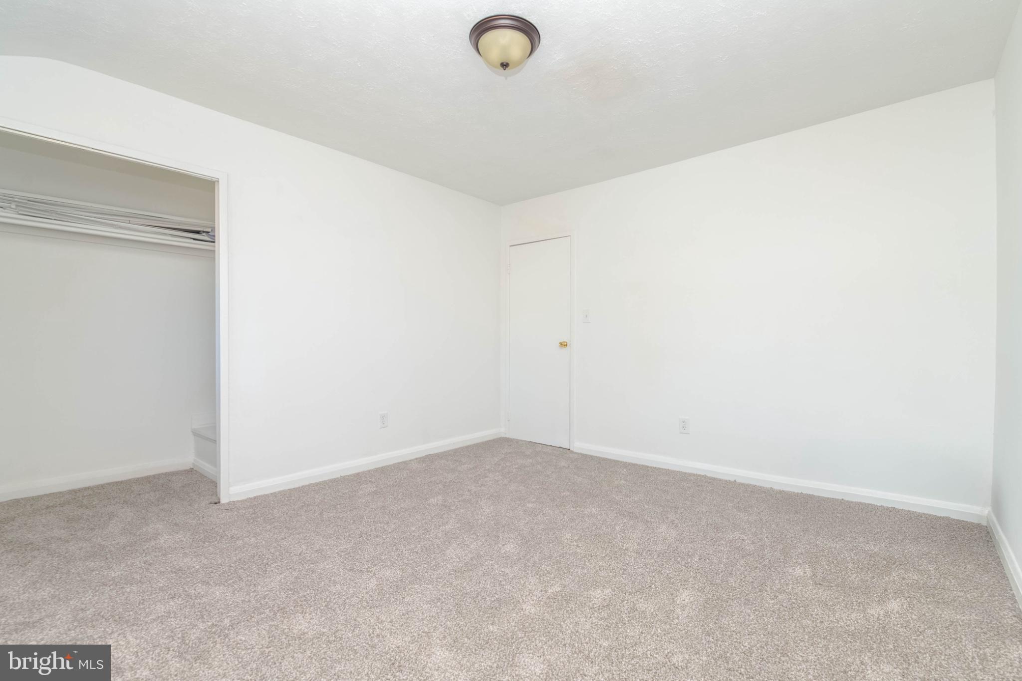 8016 Wallace Road Dundalk, MD 21222 - Photo 19 of 32 Gallery Image 19