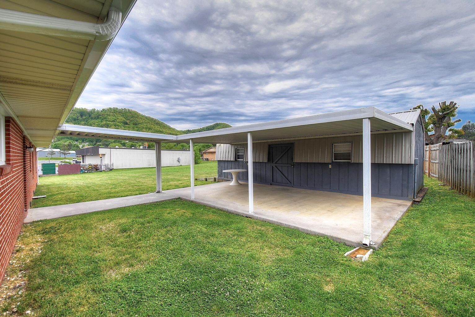 245 Stalling Lane Erwin, TN 37650 - Photo 18 of 21 20