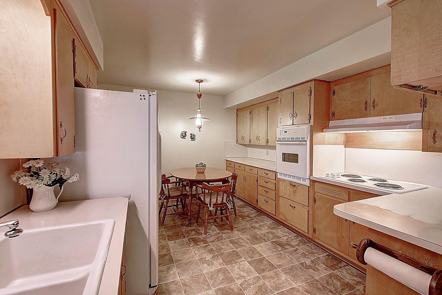 245 Stalling Lane Erwin, TN 37650 - Photo 8 of 21 9