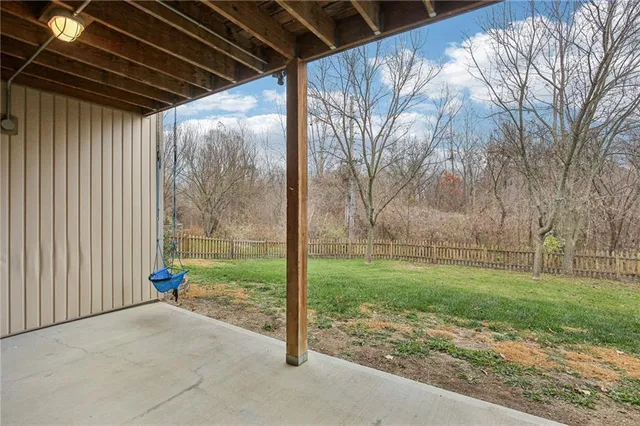 $520,000 | 1209 Holland Square, Warrensburg, MO 64093