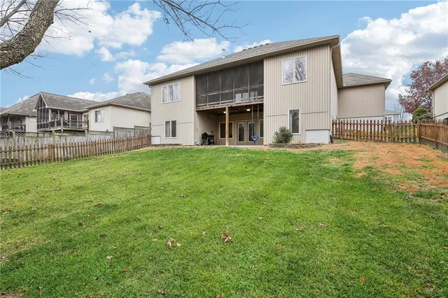 $520,000 | 1209 Holland Square, Warrensburg, MO 64093