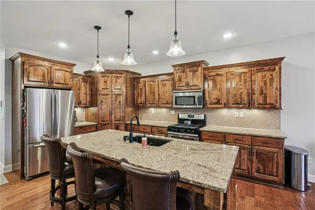 $520,000 | 1209 Holland Square, Warrensburg, MO 64093