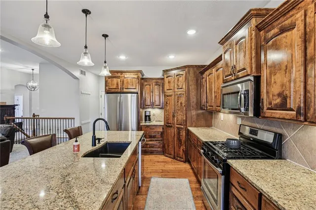 $520,000 | 1209 Holland Square, Warrensburg, MO 64093