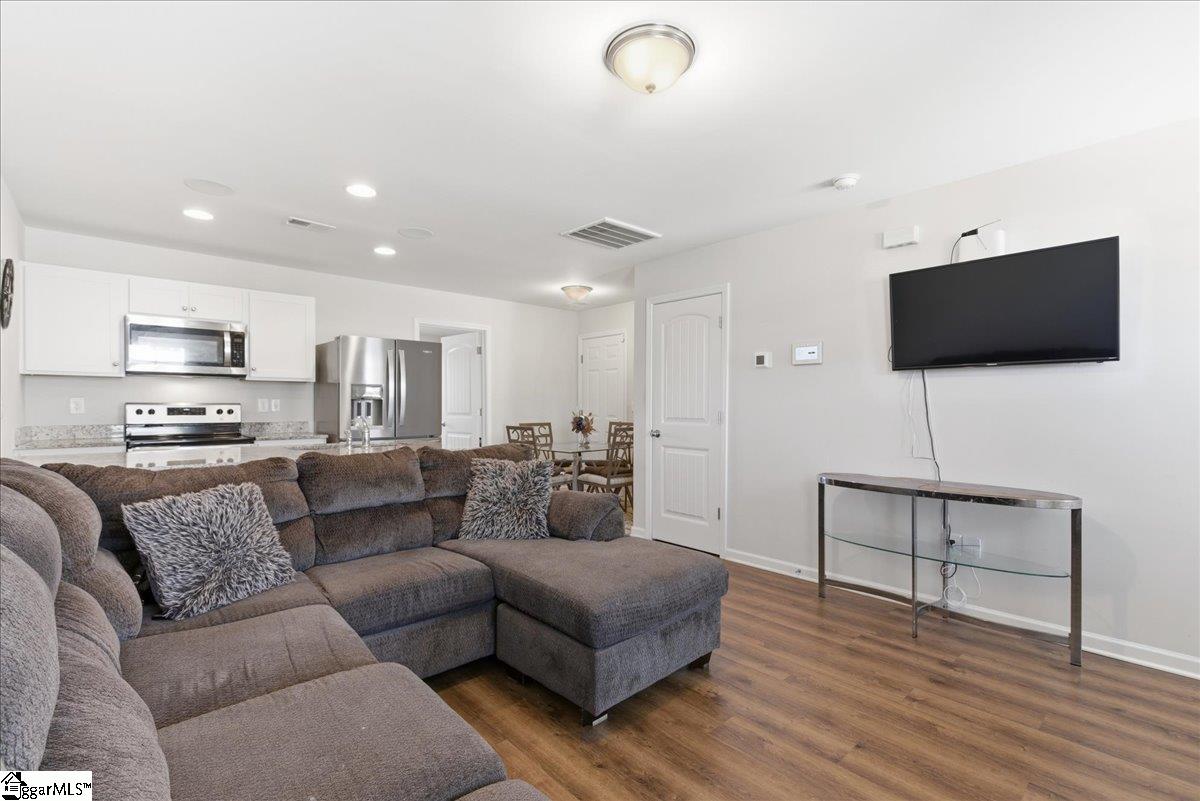 125 Adger Road Pendleton, SC 29670 - Photo 3 of 21