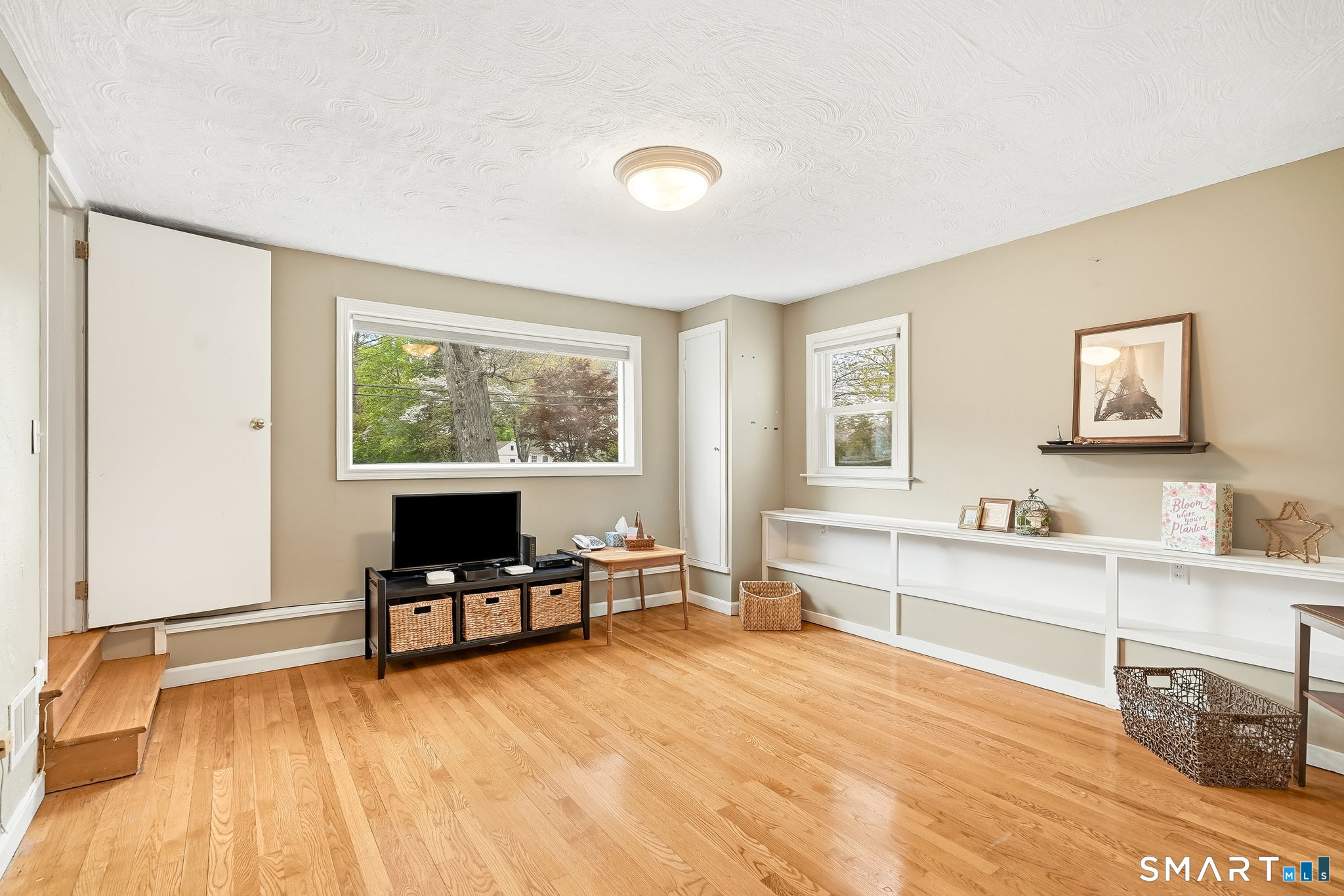 172 Pool Road North Haven, CT 06473 - Photo 15 of 36