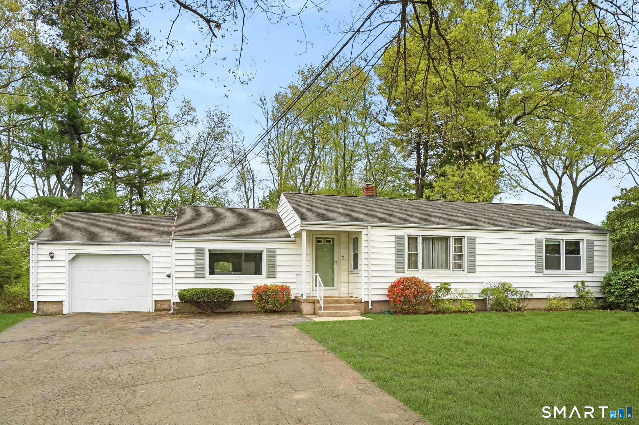 172 Pool Road North Haven, CT 06473 - Photo 26 of 36