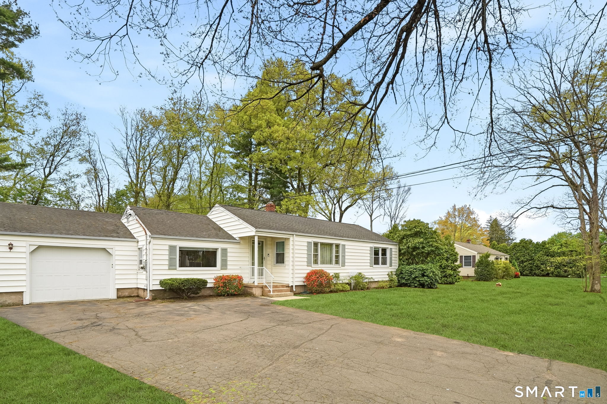 172 Pool Road North Haven, CT 06473 - Photo 27 of 36