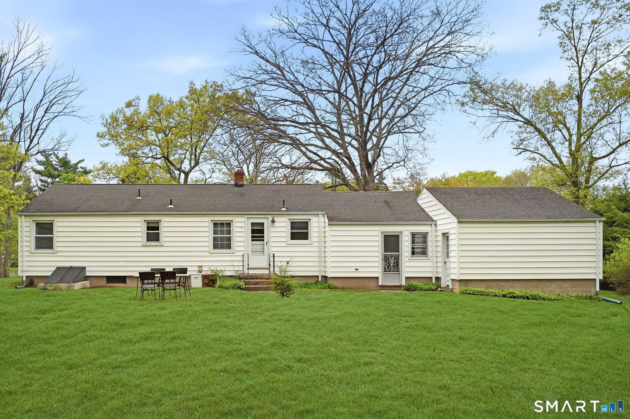 172 Pool Road North Haven, CT 06473 - Photo 34 of 36