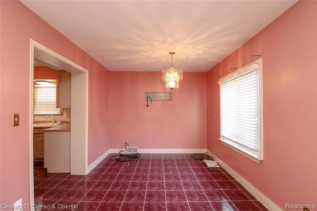7501 Miller Road Dearborn, MI 48126 - Photo 8 of 25