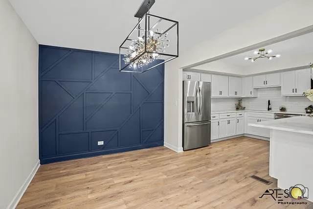 $378,700 | 368 Cedar Tree Court, Hoffman Estates, IL 60169