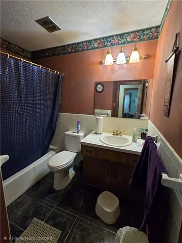 $255,000 | 3115 North 67th Terrace, Kansas City, KS 66109