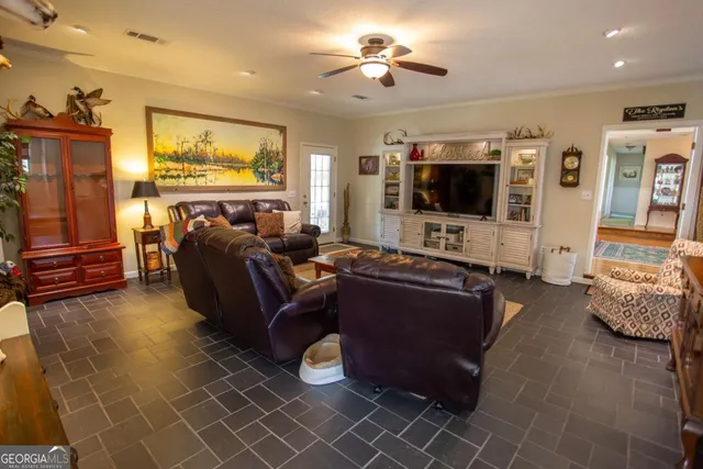 $325,000 | 171 Cherrywood Drive, Nicholls, GA 31554