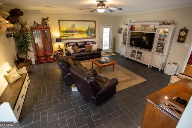 $325,000 | 171 Cherrywood Drive, Nicholls, GA 31554