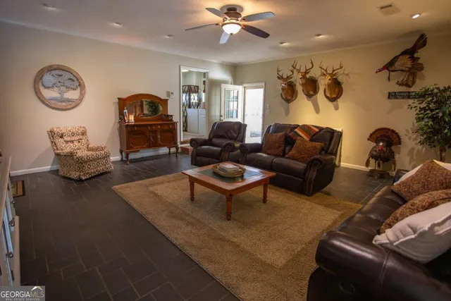 $325,000 | 171 Cherrywood Drive, Nicholls, GA 31554