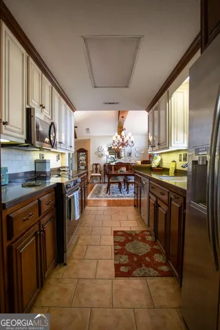 $325,000 | 171 Cherrywood Drive, Nicholls, GA 31554