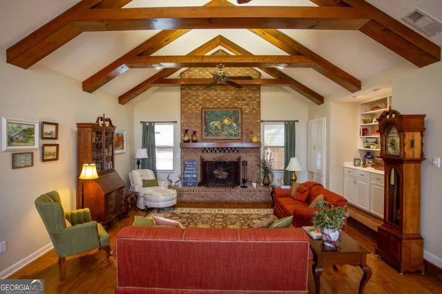 $325,000 | 171 Cherrywood Drive, Nicholls, GA 31554