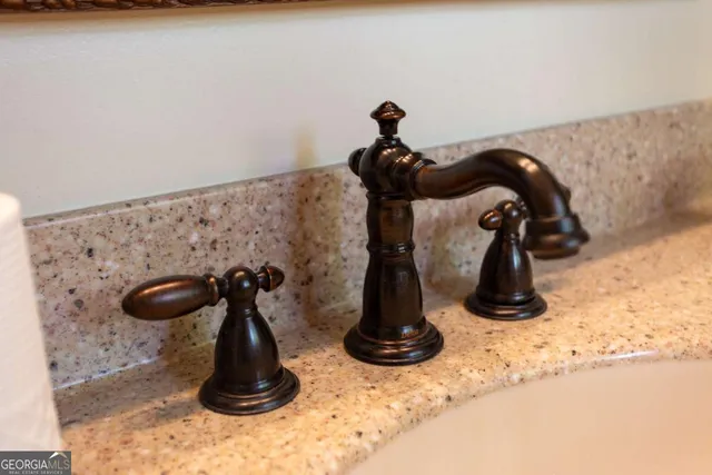 $325,000 | 171 Cherrywood Drive, Nicholls, GA 31554