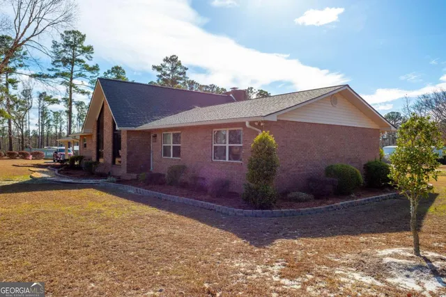 $325,000 | 171 Cherrywood Drive, Nicholls, GA 31554