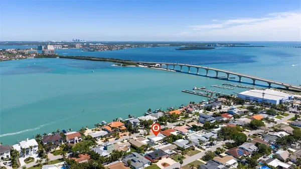 $744,000 | 290 1st Street West, Tierra Verde, FL 33715