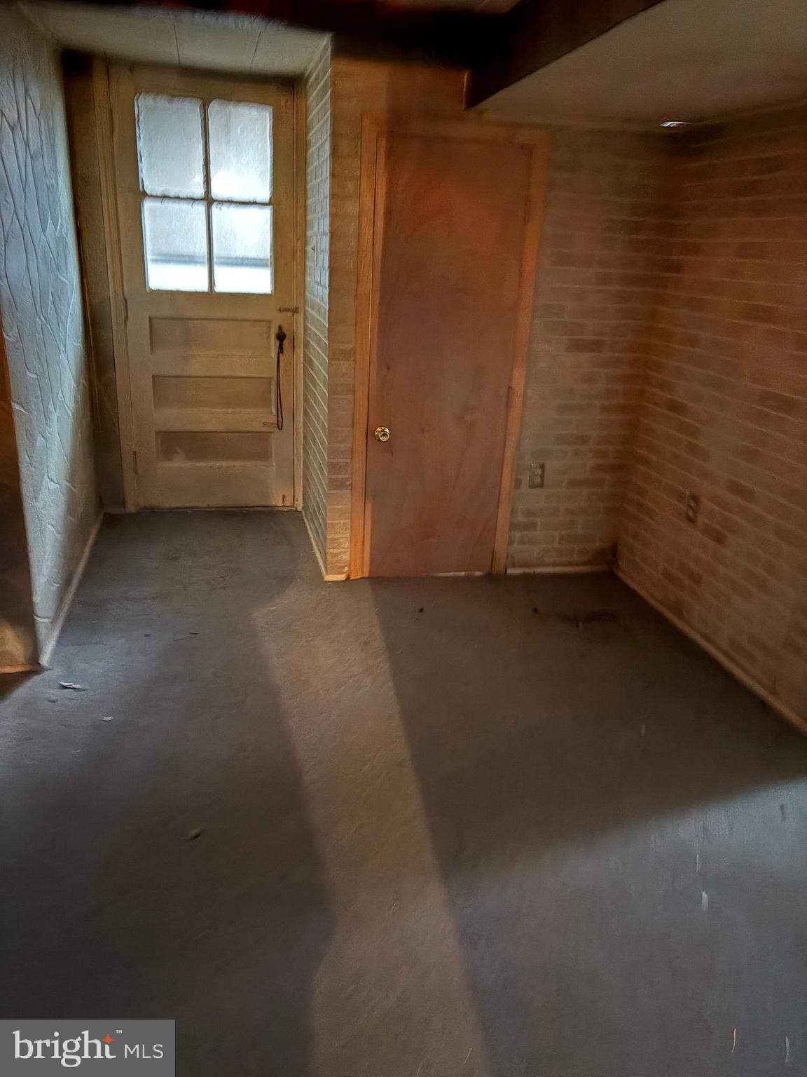 7832 Rockbourne Road Baltimore, MD 21222 - Photo 16 of 20 a view of room and window