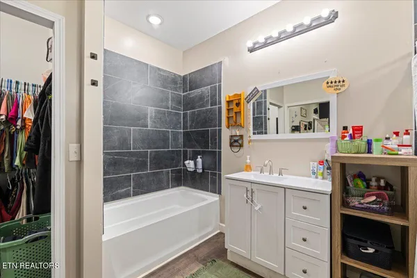 $748,500 | 151 Angel Lane, La Follette, TN 37766