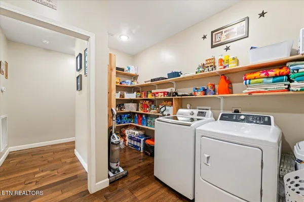 $748,500 | 151 Angel Lane, La Follette, TN 37766