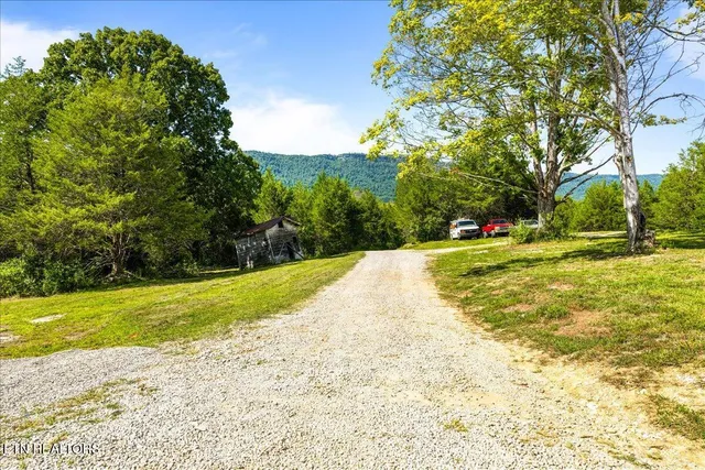 $798,500 | 151 Angel Lane, La Follette, TN 37766