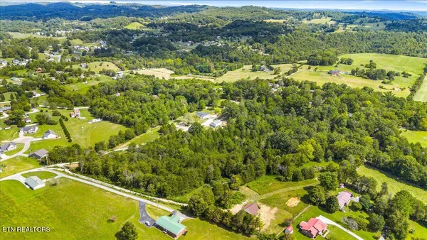 $748,500 | 151 Angel Lane, La Follette, TN 37766