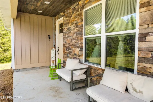 $798,500 | 151 Angel Lane, La Follette, TN 37766