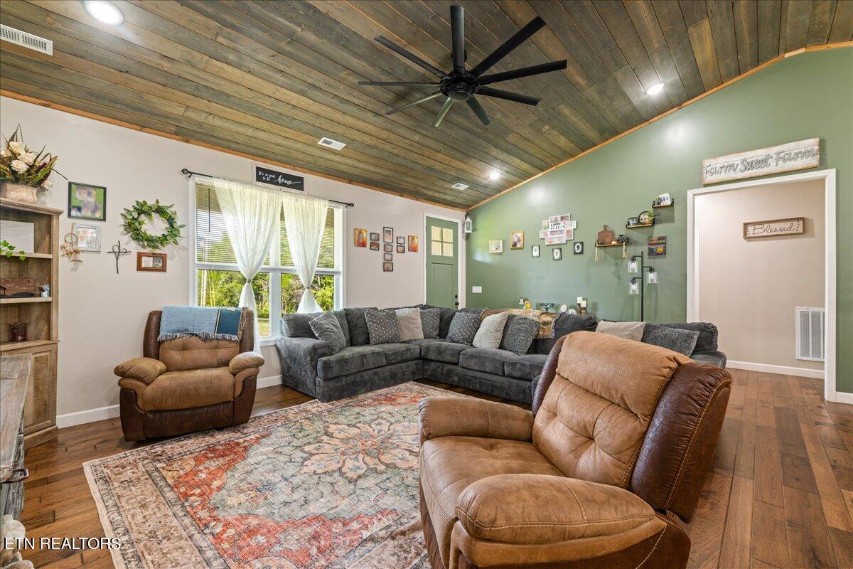 151 Angel Lane La Follette, TN 37766 - Photo 8 of 60 07-Angel Lane